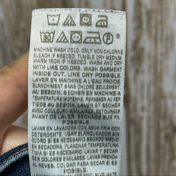 Levi’s 515 Boot Cut Jeans. Size 4M. In excellent condition! - Picture 7 of 7